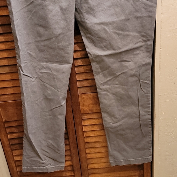 Old Navy pants - Picture 6 of 6